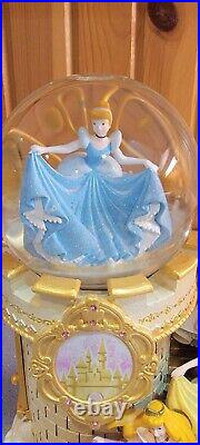 Disney PRINCESS Staircase Musical SNOW GLOBE Cinderella Snow White BELLE Ariel