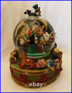 Disney Pinocchio Music Box Have Yourself a Merry Christmas Snow Globe