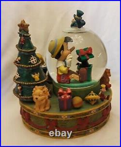 Disney Pinocchio Music Box Have Yourself a Merry Christmas Snow Globe