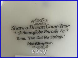 Disney Pinocchio Snow White Dwarfs Share a Dream Come True Musical Snow Globe