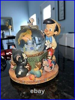 Disney Pinocchio Toyland Fishbowl Cleo Figaro Musical Snow Globe READ AS IS