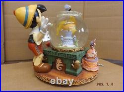 Disney Pinocchio Toyland Fishbowl Cleo Figoro Musical Snow Globe