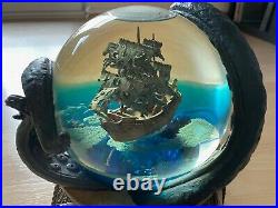 Disney Pirates Of The Caribbean Snowglobe Water Globe Musical Very Rare