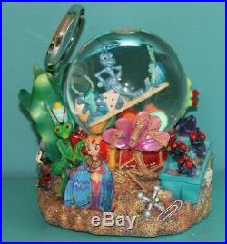 Disney Pixar A Bugs Life Musical Snow Globe Snowglobe Rare EUC w original box