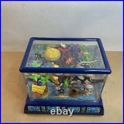 Disney Pixar Finding Nemo Tiny Bubbles Aquarium Fish Tank Musical Snow Globe