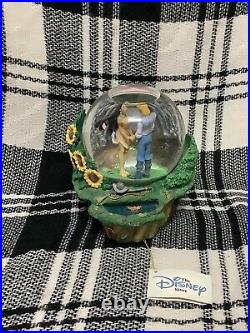 Disney Pocahontas Musical Rotating Snow Globe Colors Of The Wind Sunflowers New