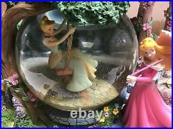 Disney Princess Enchanted Garden Musical Snow Globe Belle Snow White Cinderella