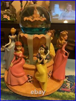 Disney Princess Fairy Tales Musical Snow Globe A Dream is Wish Heart Makes