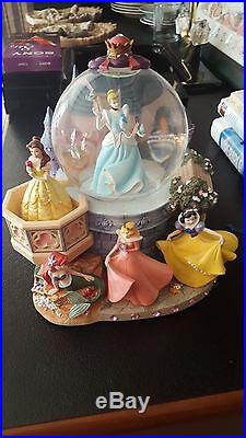 Disney Princess Musical Snow Globe MAGICAL WISHING PLACES Retired RARE