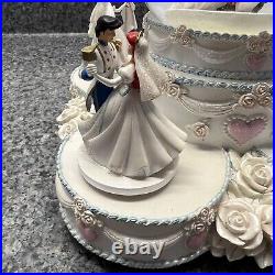 Disney Princess Wedding Cake Musical Rotating Snow Globe READ DESCRIPTION