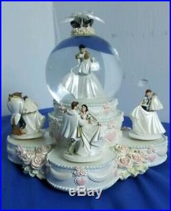 Disney Princess Wedding Musical Movement Snow Globe Cinderella Wedding Cake 2007