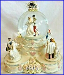 Disney Princesses WEDDING CAKE Dancing Figurine Music Snow globe in Orig Box