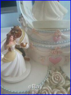 Disney Princesses Wedding Cake Animated Musical Snow Globe (Final Price)