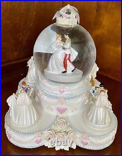 Disney Princesses Wedding Cake Musical Rotating Snow Globe Belle Cinderella