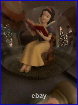 Disney Reading Snow White Musical Snow Globe Moving Rocking Chair