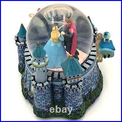 Disney Sleeping Beauty Aurora Once Upon A Dream Castle Musical Globe