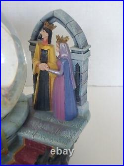 Disney Sleeping Beauty Once Upon A Dream Musical Light up Snow Globe in box