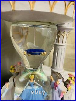 Disney Snow Globe HOURGLASS CINDERELLA Musical RARE withBox Lights Up