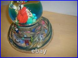 Disney Snow Globe LITTLE MERMAID Ariel Musical Part Of Your World Lights Up