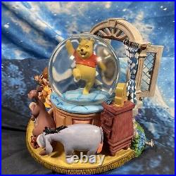 Disney Snow Globe Winnie The Pooh Rumbly In My Tumbly Musical Working Boxed
