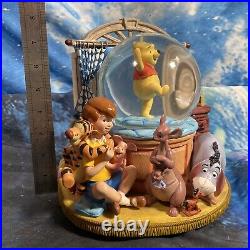 Disney Snow Globe Winnie The Pooh Rumbly In My Tumbly Musical Working Boxed