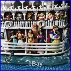 Disney Steamboat Willie Musical Glitter Globe. Plays Zip-A-Dee-Doo-Dah