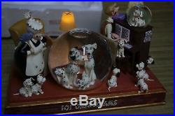Disney Store 101 Dalmations Musical Snow Water Globe Lights Up BRAND NEW