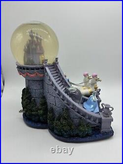 Disney Store CINDERELLA DREAM OF THE BALL Musical Light Up Double Snow Globe