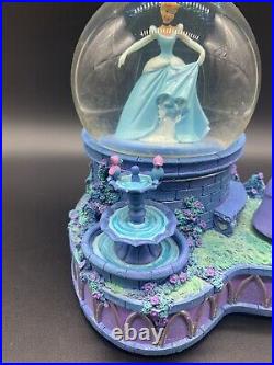 Disney Store Cinderella Bibbidi Bobbidi Boo Musical Snow Globe Fairy Godmother
