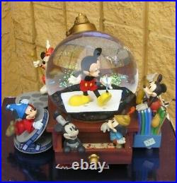 Disney Store EXCLUSIVE Mickey Mouse Through Years Collectible Snow Globe Music