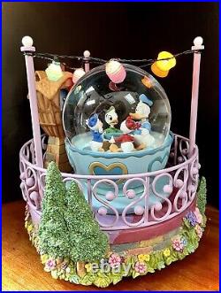 Disney Store Exclusive Donald Duck Snow Globe/Music Box TeaCup Lights (New-Open)