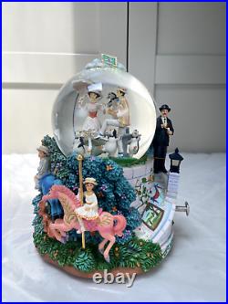 Disney Store Mary Poppins Let's Go Fly A Kite Water Snow Globe Music Box