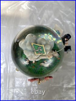 Disney Store Mary Poppins Let's Go Fly A Kite Water Snow Globe Music Box