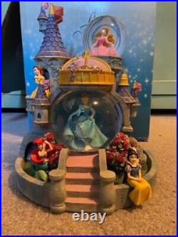 Disney Store Princess Castle Musical Snow Globe Brahm's Waltz with OG BOX