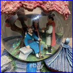 Disney Store Snow Globe Snowglobe Mulan Reflection Music Box with Mushu Shang Nice