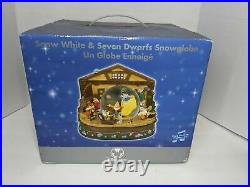 Disney Store Snow White and the Seven Dwarfs Music Box Snow Globe Rare NEW