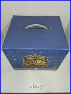 Disney Store Snow White and the Seven Dwarfs Music Box Snow Globe Rare NEW