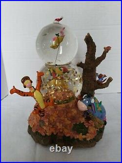 Disney Store Winnie The Pooh's Kite Trouble Musical Double Two Tier Snow Globe