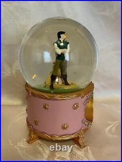 Disney Tangled Rapunzel and Flynn Rider Musical Snow Globe Works Extremely Rare