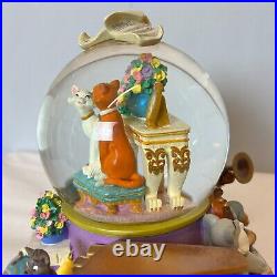 Disney The Aristocats Musical Snow Globe Everybody Wants To Be A Cat