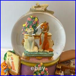 Disney The Aristocats Musical Snow Globe Everybody Wants To Be A Cat