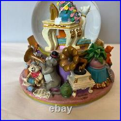 Disney The Aristocats Musical Snow Globe Everybody Wants To Be A Cat