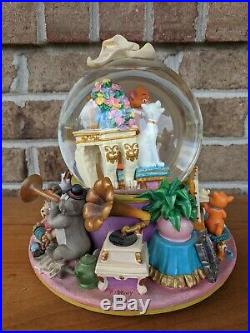 Disney The Aristocats RARE Musical Snowglobe Globe Everybody Wants to be a Cat