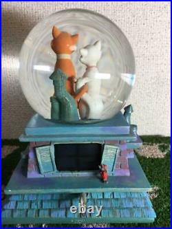 Disney The Aristocats Snow Globe with Music Box Original Free Shipping from JPN