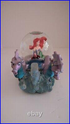 Disney The Little Mermaid Ariel Seahorses Musical Snow globe Part Of Your World