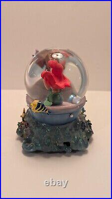 Disney The Little Mermaid Ariel Seahorses Musical Snow globe Part Of Your World