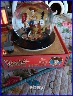 Disney Toy Story 2 Woody's Roundup Record Player Snow Globe Music Box Rare 95440