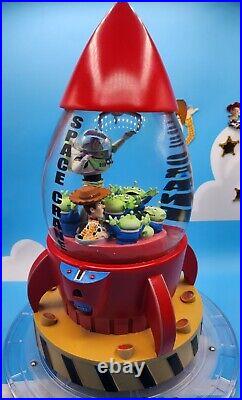 Disney Toy Story Rocket Claw Music Box Snow Globe WithRARE Intact Claw