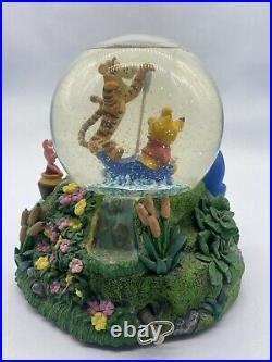 Disney Winnie The Pooh & Tigger Musical Rotating Snow Globe The Rain Came Down