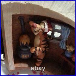 Disney Winnie the Pooh Christmas Snow globe dome with music box Tigger Piglet